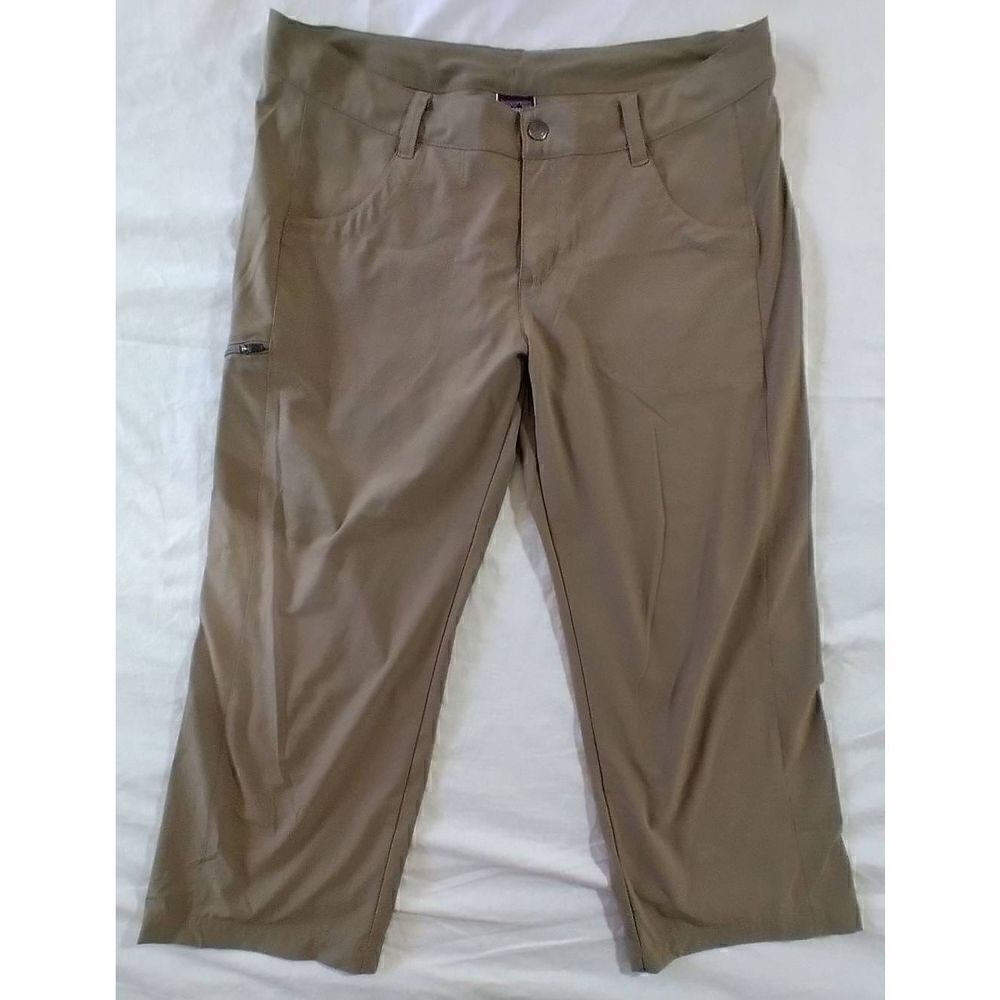 Patagonia Women's Size 8 Hiking Outdoor Tan Casual Capri Pants With Pockets Draw